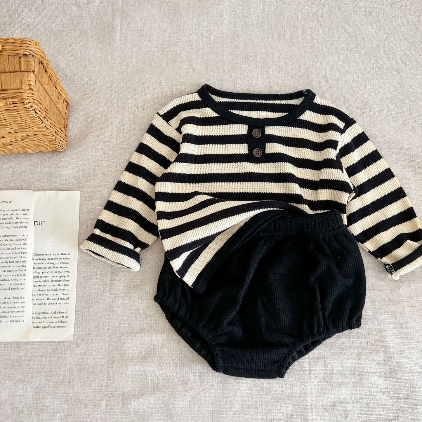 Baby Striped Pattern Long Sleeve Tops & Triangle Shorts 1 Pieces Sets-5